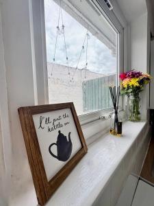 Fotografie z fotogalerie ubytování Compact, Quirky & Cosy Home in Central Exeter v destinaci Saint Thomas Station