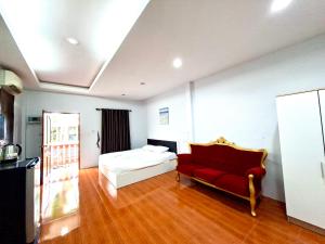 Ένα ή περισσότερα κρεβάτια σε δωμάτιο στο Cocoloco bungalow +9 φωτογραφίες