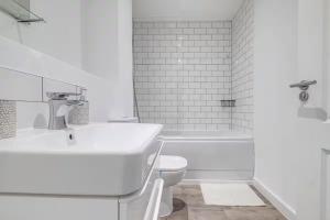 Ένα μπάνιο στο Birmingham City Center View