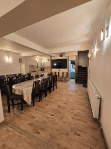 Εστιατόριο ή άλλο μέρος για φαγητό στο Vila Micul Vip