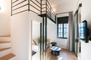 Μια τηλεόραση ή/και κέντρο ψυχαγωγίας στο Kentrikon 1924 Boutique Hotel, Old Town