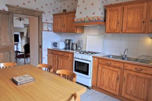 Køkken eller tekøkken på Le gite communal