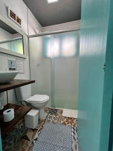 Ένα μπάνιο στο Zeisa House