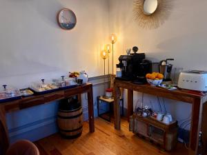 Παροχές για τσάι/καφέ στο La Villa Mirabelle 2min d'Arromanches-les-Bains