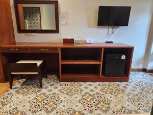 TV/trung tâm giải trí tại World Peace Yoga and Wellness Resort