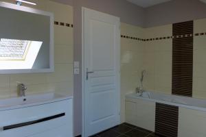 Et badeværelse på Gite de la suize