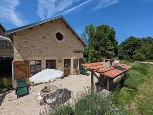 Budova, kde se prázdninový dům nachází