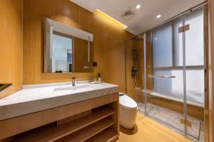 Ένα μπάνιο στο Hangzhou Wulinmen Bernard Hotel Gongshu District Branch