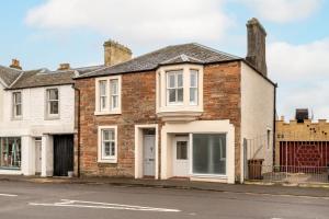 Το κτήριο όπου στεγάζεται  η παραθεριστική κατοικία