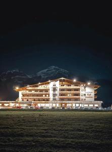 Imagine din galeria proprietății Hotel Cafe-Zillertal în Strass im Zillertal