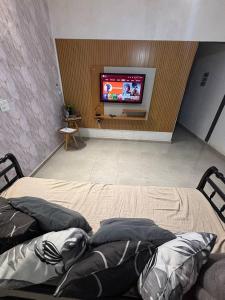 Μια τηλεόραση ή/και κέντρο ψυχαγωγίας στο Refúgio Pérola Capixaba