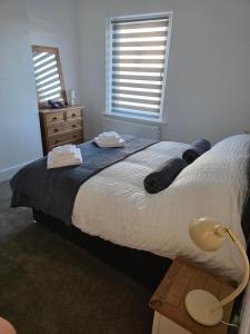 En eller flere senge i et værelse på Number 18