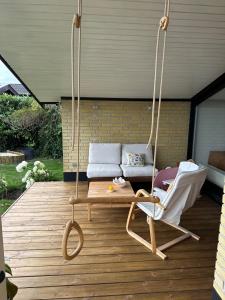 Χώρος καθιστικού στο Stylish and peaceful seaside home near it all +21 φωτογραφίες