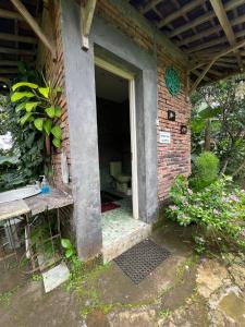 Afbeelding uit fotogalerij van Sitinggil muncul Glamping and Villas in Muncul