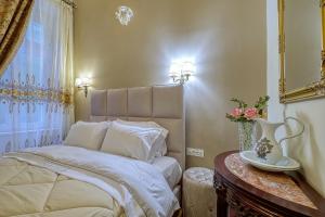 Ένα ή περισσότερα κρεβάτια σε δωμάτιο στο Theodoros Kolokotronis