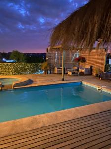 Φωτογραφία από το άλμπουμ του Las Veronicas σε Limache