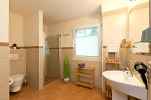 Et badeværelse på Tap In + 17 billeder