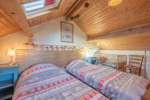 Кровать или кровати в номере Bergerie du Paillès-Proche Lourdes