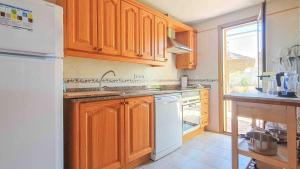 Kuchyň nebo kuchyňský kout v ubytování Cx Villa Ahio 2