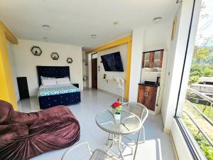 TV a/nebo společenská místnost v ubytování PIERO HOUSE - La Merced