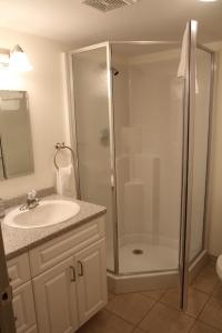 Ένα μπάνιο στο JACKSON HIDEAWAY +25 φωτογραφίες