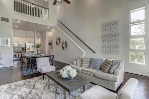 Kuchyň nebo kuchyňský kout v ubytování Gorgeous 4 Bed Home on St Mary's - Minutes to Riverwalk/Pearl + 41 fotografií