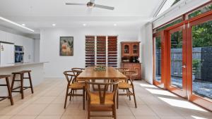 Ảnh trong thư viện ảnh của Seclusion Pavilions at Palm Cove ở Palm Beach