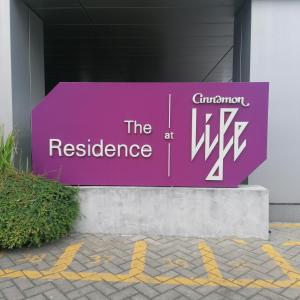 Billede fra billedgalleriet på Cinnamon Life 2BR Apartment i Colombo