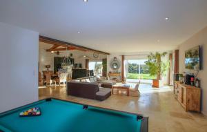 Μια τηλεόραση ή/και κέντρο ψυχαγωγίας στο Villa La Comtesse