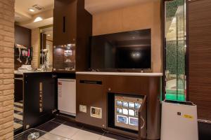 Кухня или мини-кухня в Charme, Romantic Hideaway in Central Tokyo
