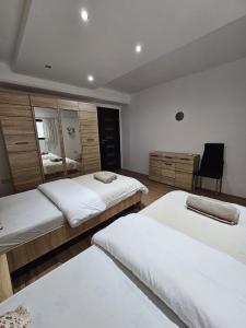 Postel nebo postele na pokoji v ubytování Soulnest Peace bedroom in shared flat