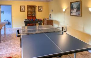 Πινγκ πονγκ στο 6 Bedroom Awesome Home In Hurup Thy ή εκεί κοντά +11 φωτογραφίες