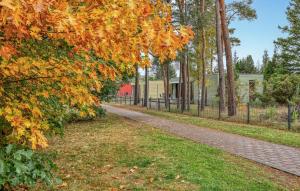 Κήπος έξω από το Stunning Home In Sassenburg Stüde +40 φωτογραφίες