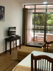 Μια τηλεόραση ή/και κέντρο ψυχαγωγίας στο Rosslyn