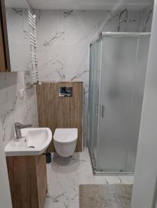 Ένα μπάνιο στο PokojeS12