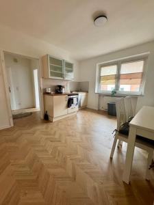 Η κουζίνα ή μικρή κουζίνα στο NEU renoviert, gemütlich und zentral