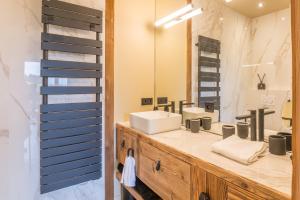 Koupelna v ubytování Chalet Combloux Luxury + 16 fotografií