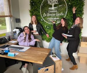 Гости Chalet 4 étoiles - Piscine - eehefh +153 фотографии