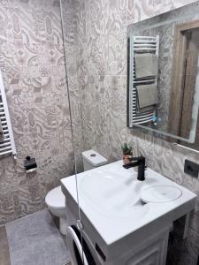 Et badeværelse på Saulgrieži + 25 billeder