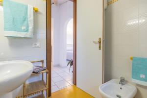 Koupelna v ubytování Villetta Azzurra by ElbaSummer