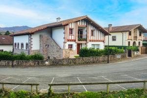 a house on the side of a road at Bizi Baztan Goienetxea in Elizondo