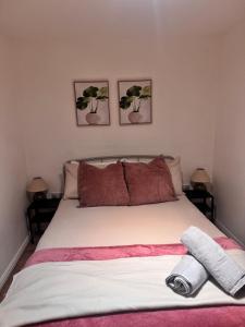 Ένα ή περισσότερα κρεβάτια σε δωμάτιο στο Chestnut Home