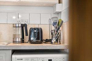 Η κουζίνα ή μικρή κουζίνα στο 2Bed apartment 2 King zip&link Workspace Parking Wi-Fi +8 φωτογραφίες