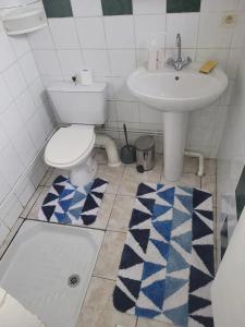 Ένα μπάνιο στο Bungalow confortable près de Valeille, 43 m² avec jardin