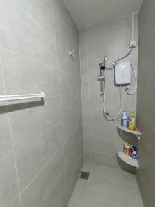 Phòng tắm tại Lahat Serenity 168 Big Corner Cozy House