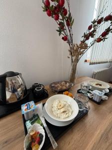 Jídlo v hotelu nebo okolí