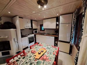 Køkken eller tekøkken på Vanamo + 7 billeder