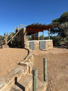 Φωτογραφία από το άλμπουμ του BellaTiny, Campsite - bring your own tent σε Windhoek