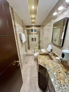 Ένα μπάνιο στο Punta Rocosa