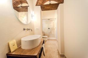 Ένα μπάνιο στο Casa Zarinelli